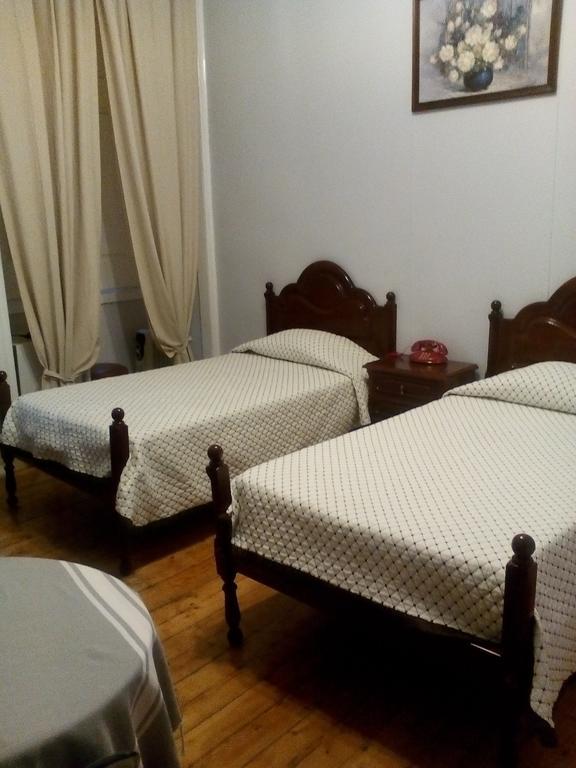 Pensao Sao Joao Da Praca Hostel ลิสบอน ภายนอก รูปภาพ