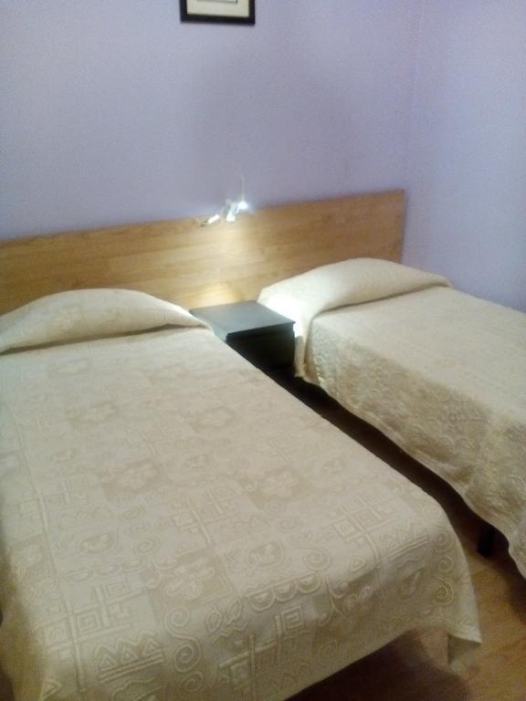 Pensao Sao Joao Da Praca Hostel ลิสบอน ภายนอก รูปภาพ